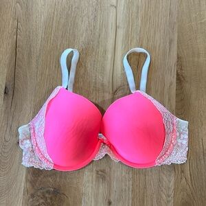 Victoria’s Secret Bra